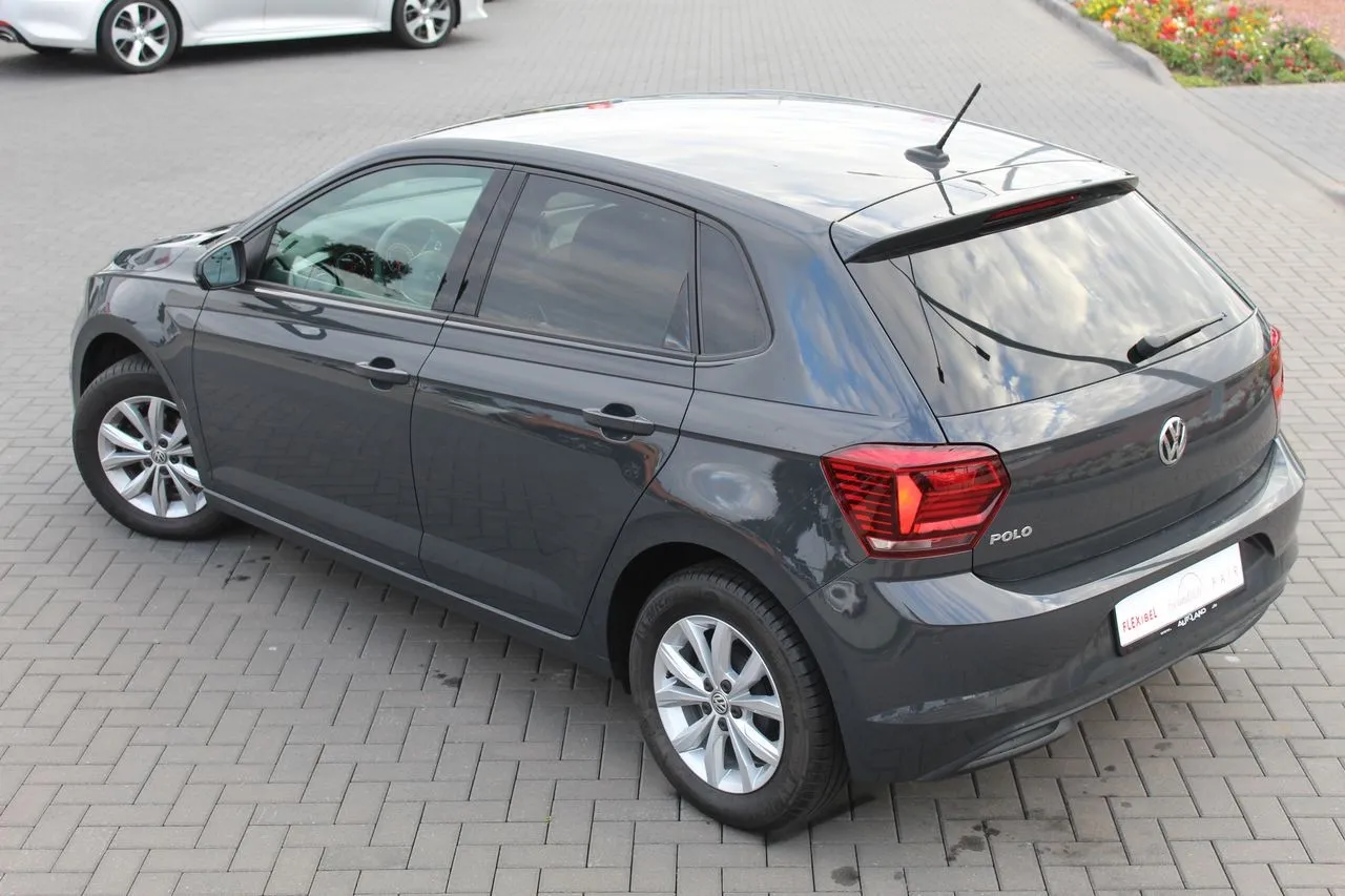 Volkswagen Polo 1.0 TSI Highline Beats...  Image 7