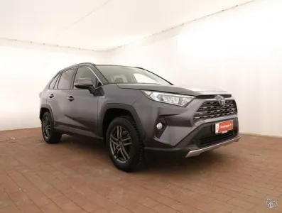 Toyota RAV4 2,5 Hybrid AWD-i Active - Vetokoukku, Lohkolämmitin, Peruutuskamera - J. autoturva - Ilmainen kotiintoimitus