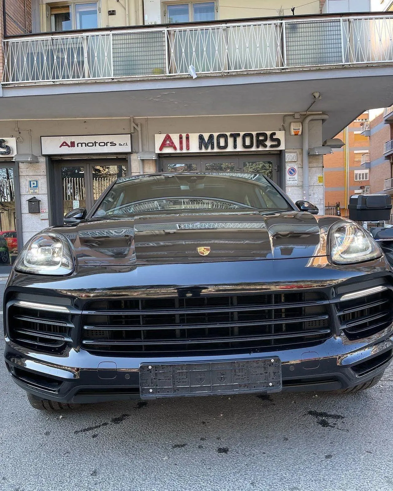 PORSCHE Cayenne Image 3