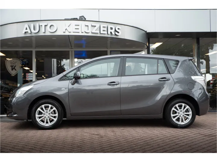 Toyota Verso 1.8 VVT-i Business  Image 3